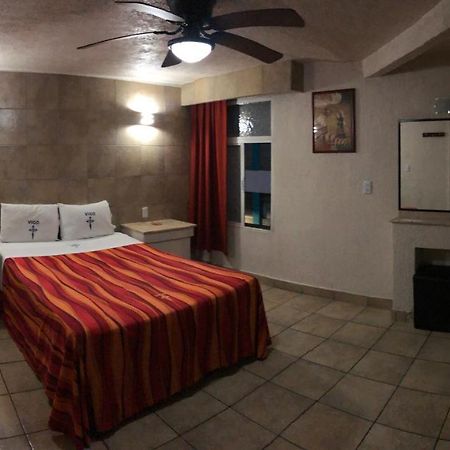 Hotel Vigo Guadalajara Buitenkant foto