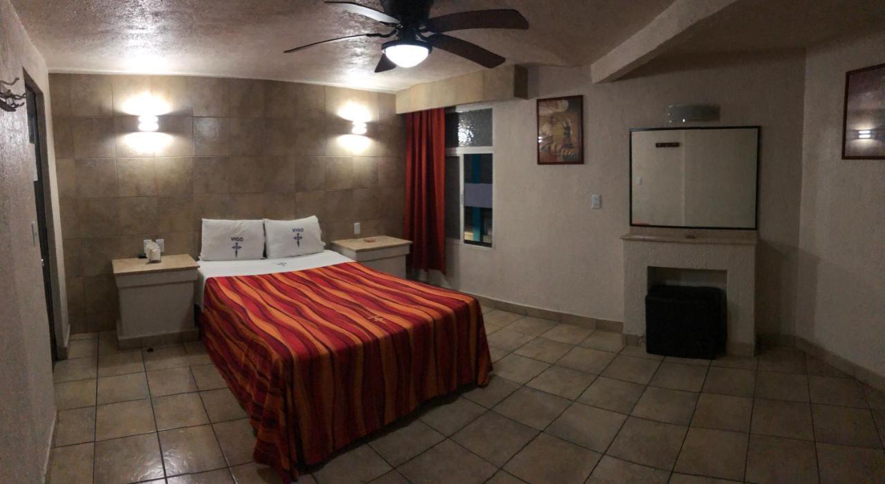 Hotel Vigo Guadalajara Buitenkant foto